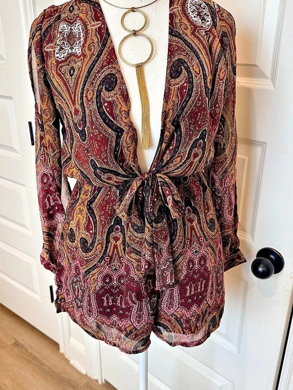 TOBI Paisley Long Sleeve Romper in Red & Brown Size XS Like New